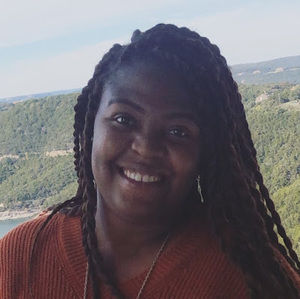 Meet your Posher, Jasmin